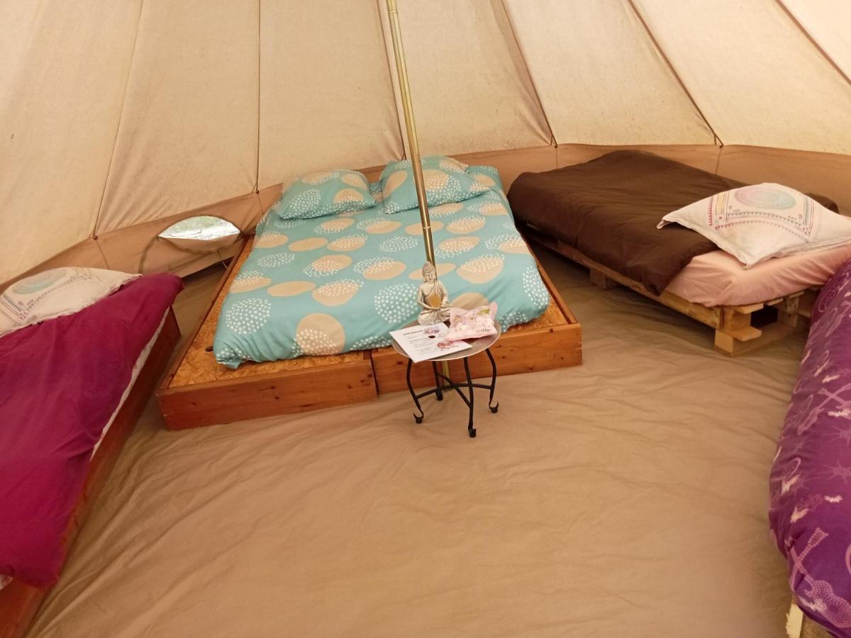 Tente Insolite 1 A 5 Personnes Plouray エクステリア 写真